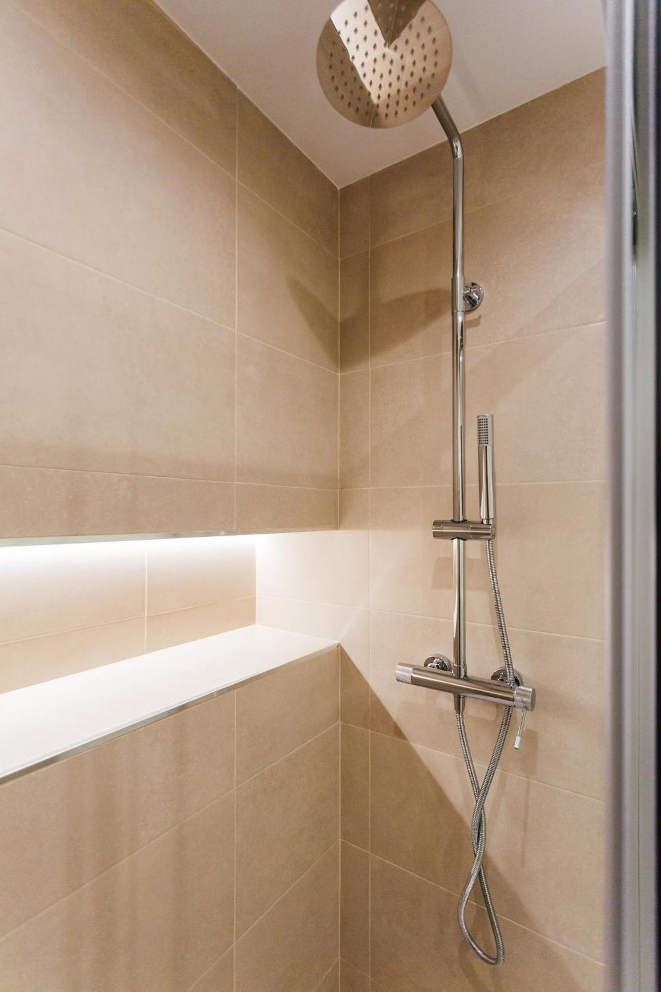 Apartamento Reformed And Comfy- 2Bd 2Bth- Arenal Sevilla Exterior foto