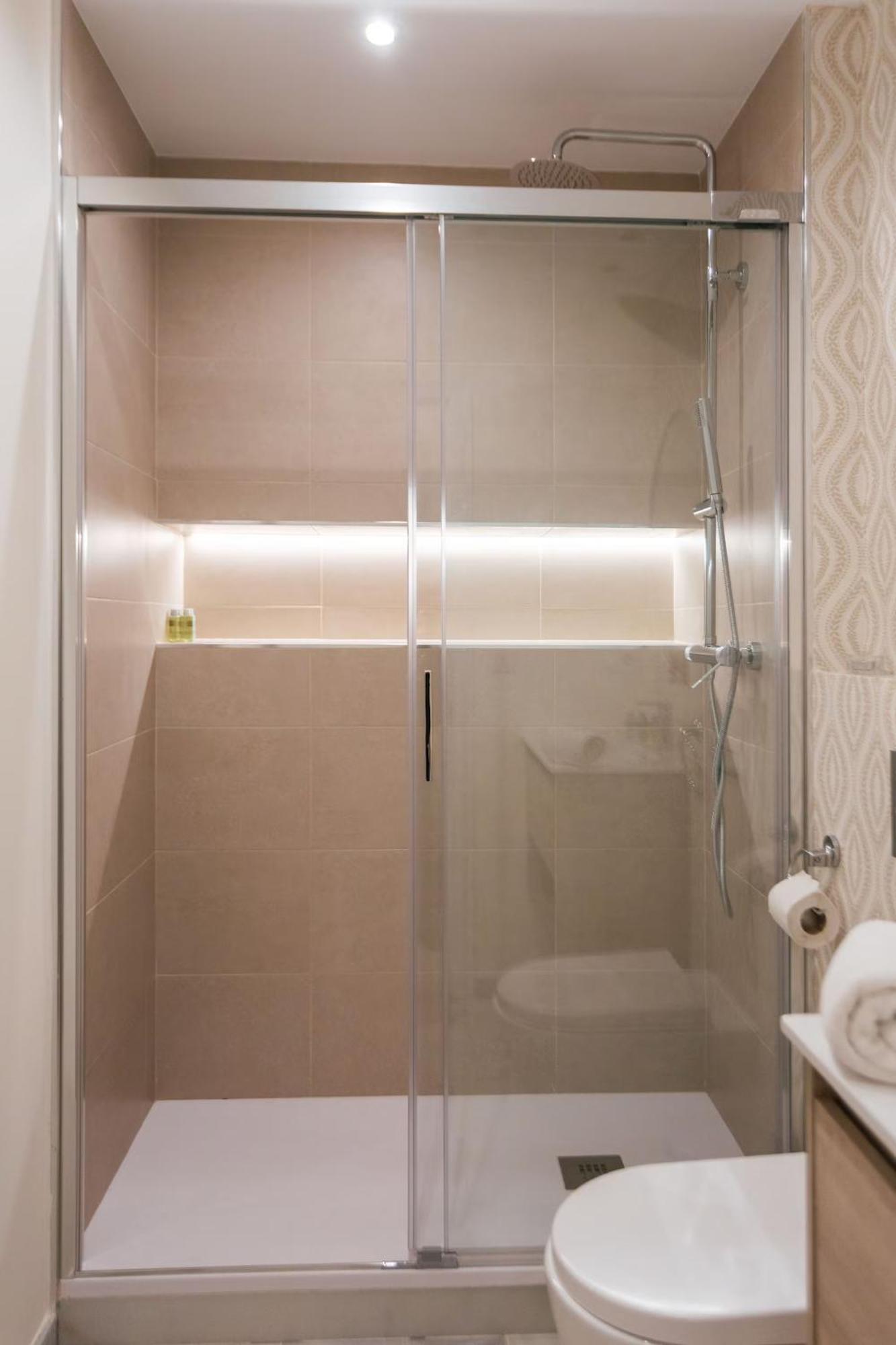 Apartamento Reformed And Comfy- 2Bd 2Bth- Arenal Sevilla Exterior foto