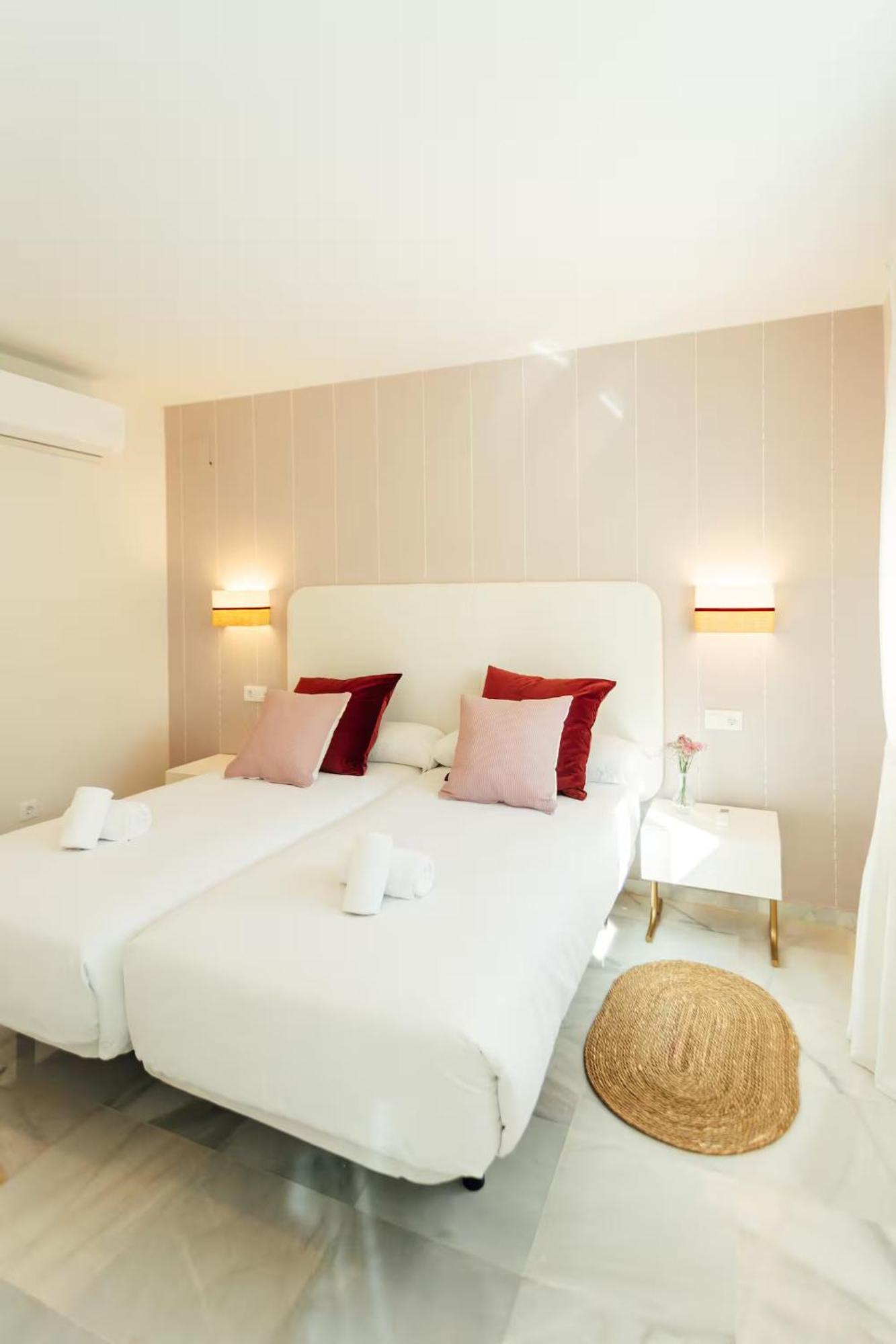 Apartamento Reformed And Comfy- 2Bd 2Bth- Arenal Sevilla Exterior foto